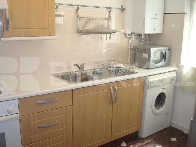 			GREAT LOCATION!!!!!, 1 Bedroom, 1 bath, 1 reception Flat			 Staveley Close, Camden Borders